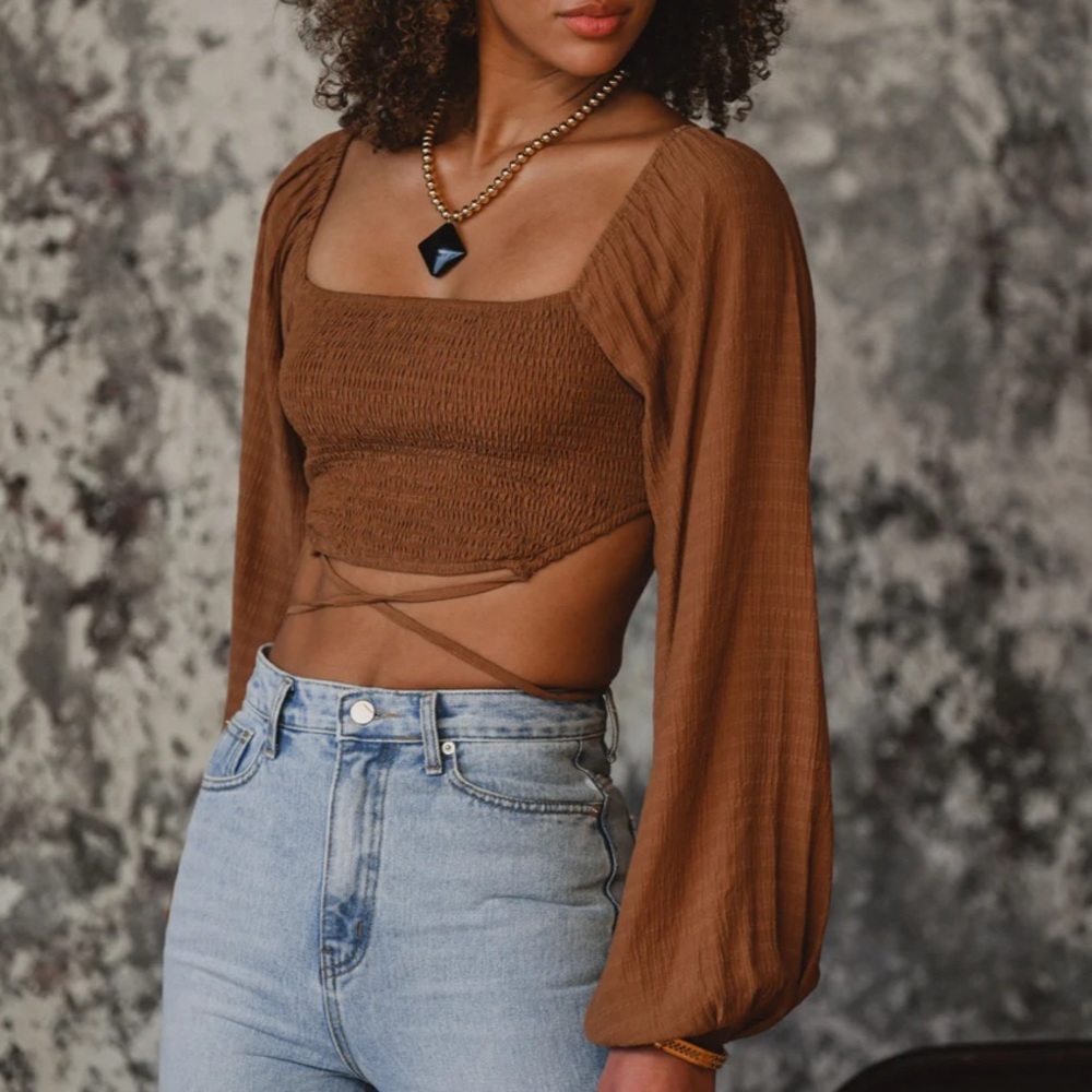 Tie top